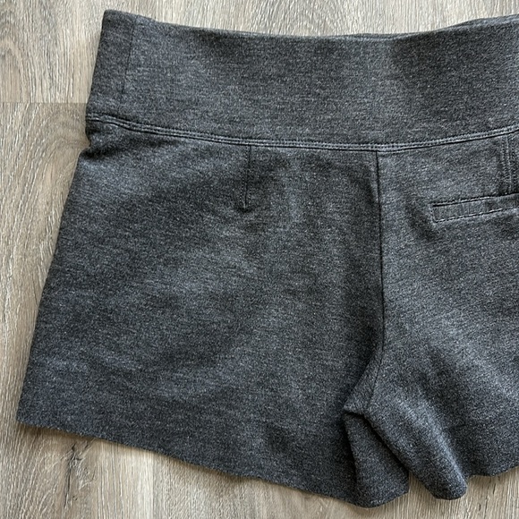 Aritzia - The Group Babaton Jersey Knit Pull On Shorts - Dark Grey - Picture 7 of 7